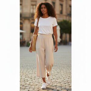 Cloth & Stone Size XL Neutral WIde Leg Cropped Pants Smocked Elastic Coulottes